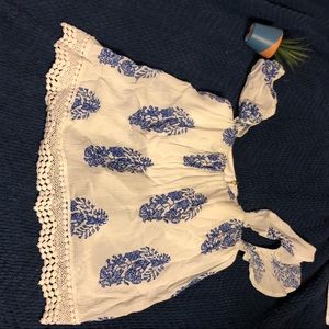 BLUE AND WHITE TOP
